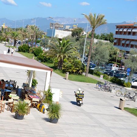 Hotel Biagiotti Lido di Camaiore Exterior photo