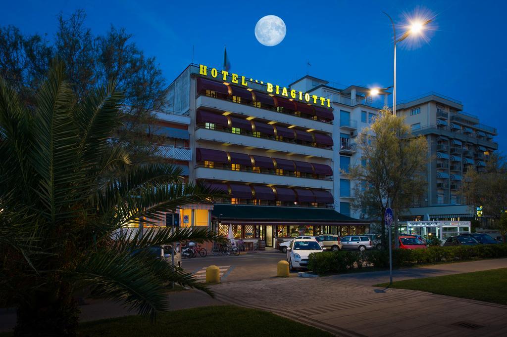 Hotel Biagiotti Lido di Camaiore Exterior photo