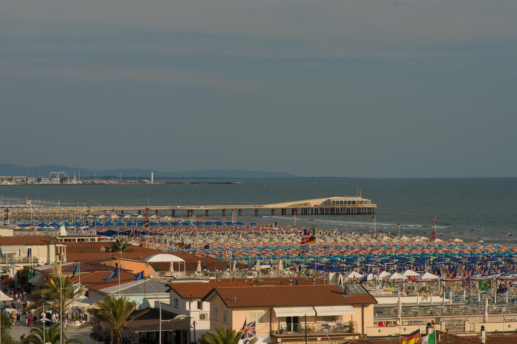Hotel Biagiotti Lido di Camaiore Exterior photo